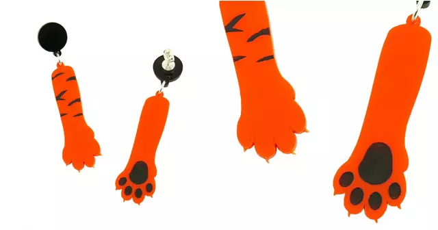 boucle d'oreille tigre