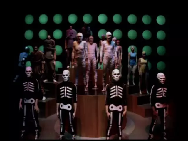 it_daftpunk_aroundtheworld_640