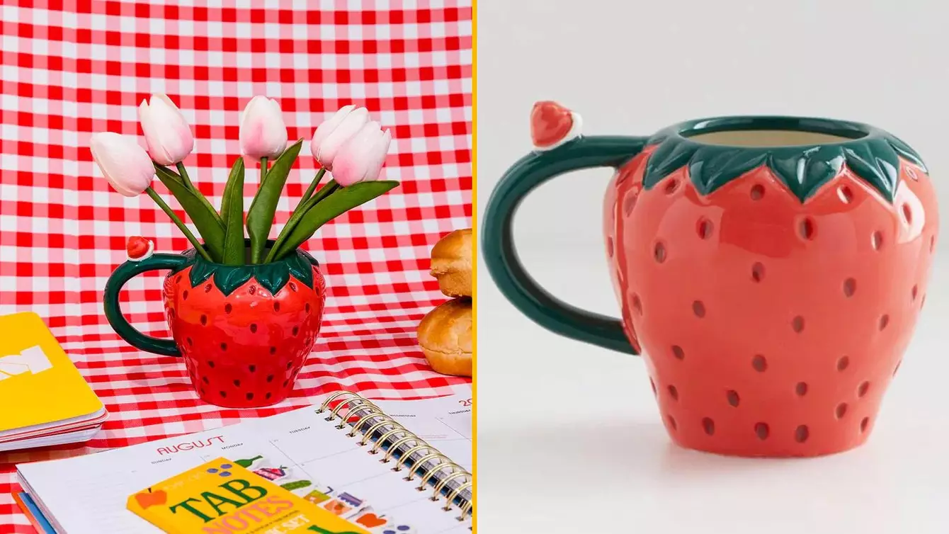 MUG-FRAISE-CERAMIQUE