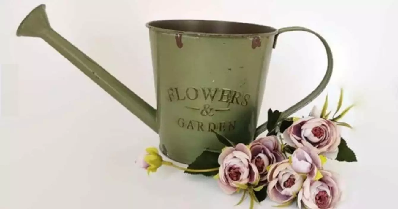 arrosoir-vintage-metal