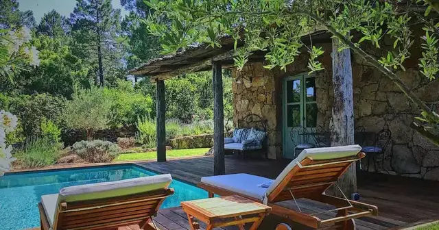 bergerie-lucia-piscine-porto-vecchio