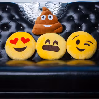 emoji_kissen_category