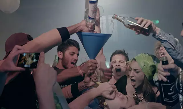 WEIORDIE_BIZUTAGE(2)