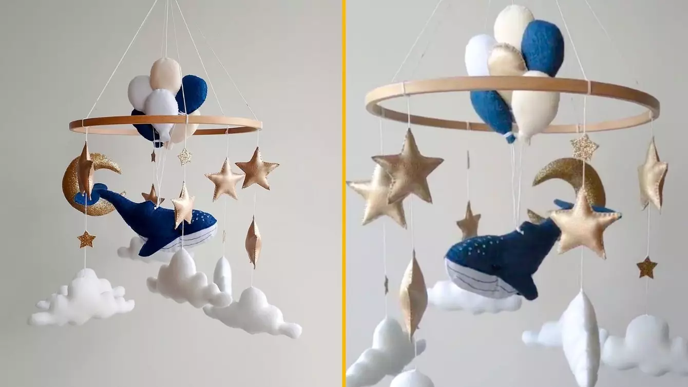 mobile-bebe-astronaute-baleine