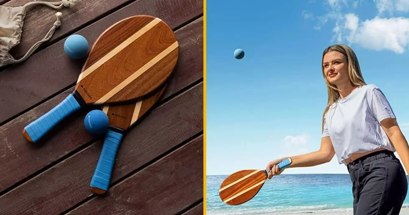 raquettes-plage-bois