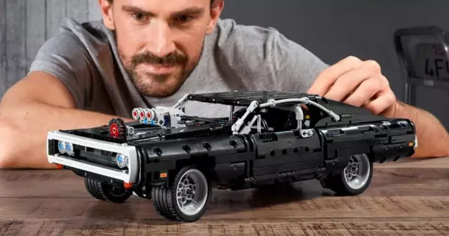 lego-technic-dodge-charger-dom