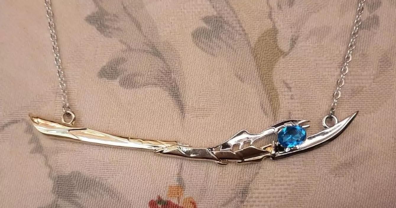 collier-sceptre-loki