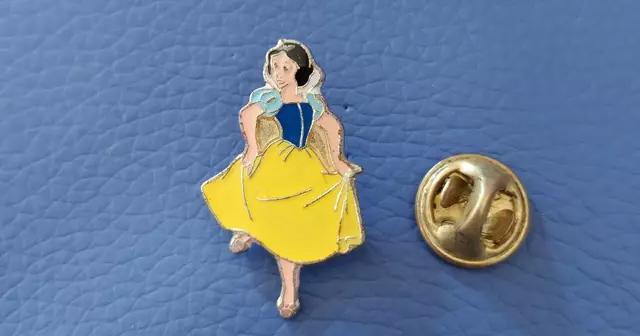 pins-blanche-neige