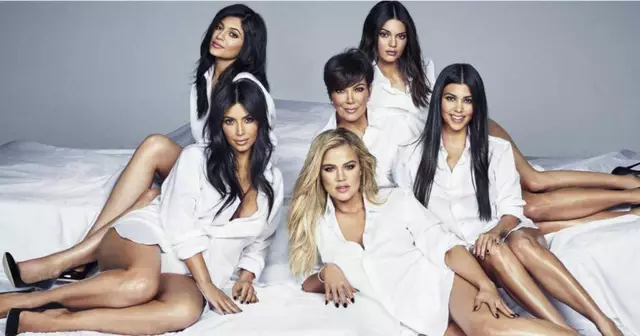 members-of-the-kardashian-family-u1