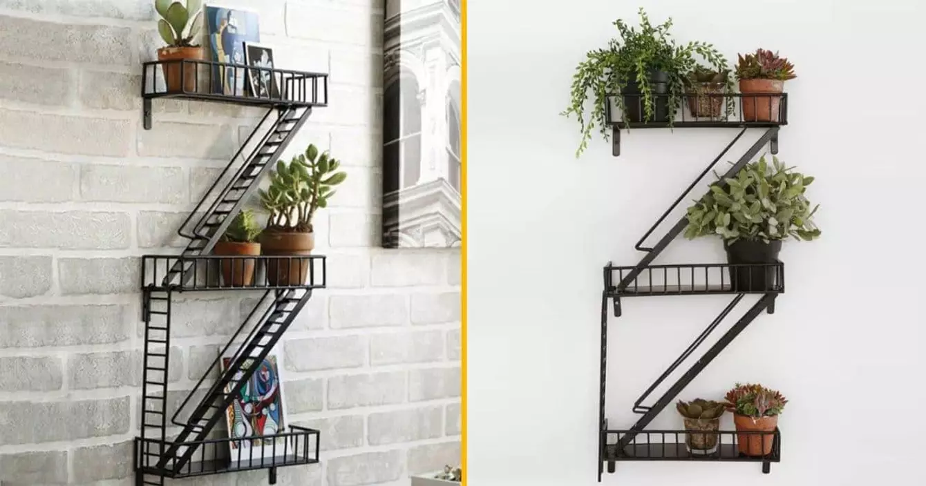 etagere-forme-escalier-secours