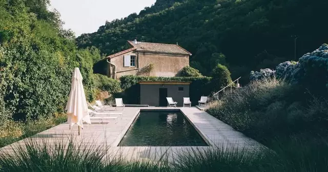 moulin-piscine-occitanie
