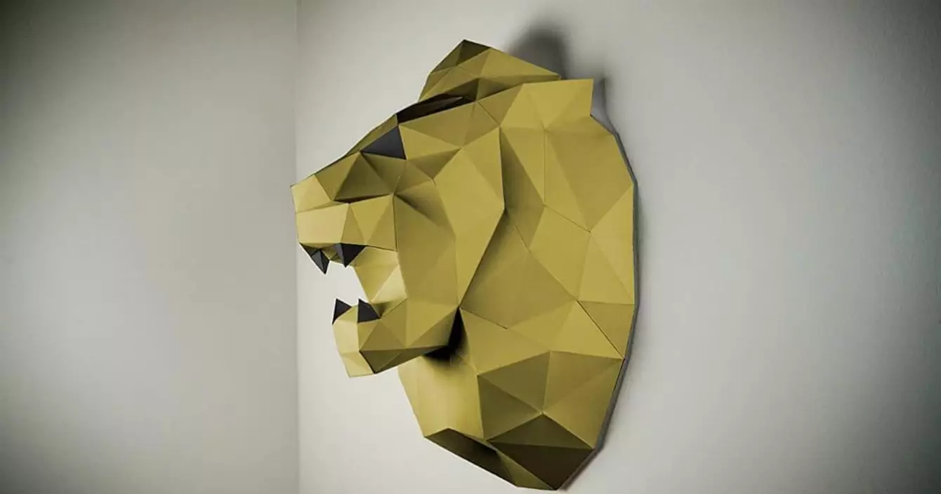 une-tete-de-lion-a-accrocher-au-mur