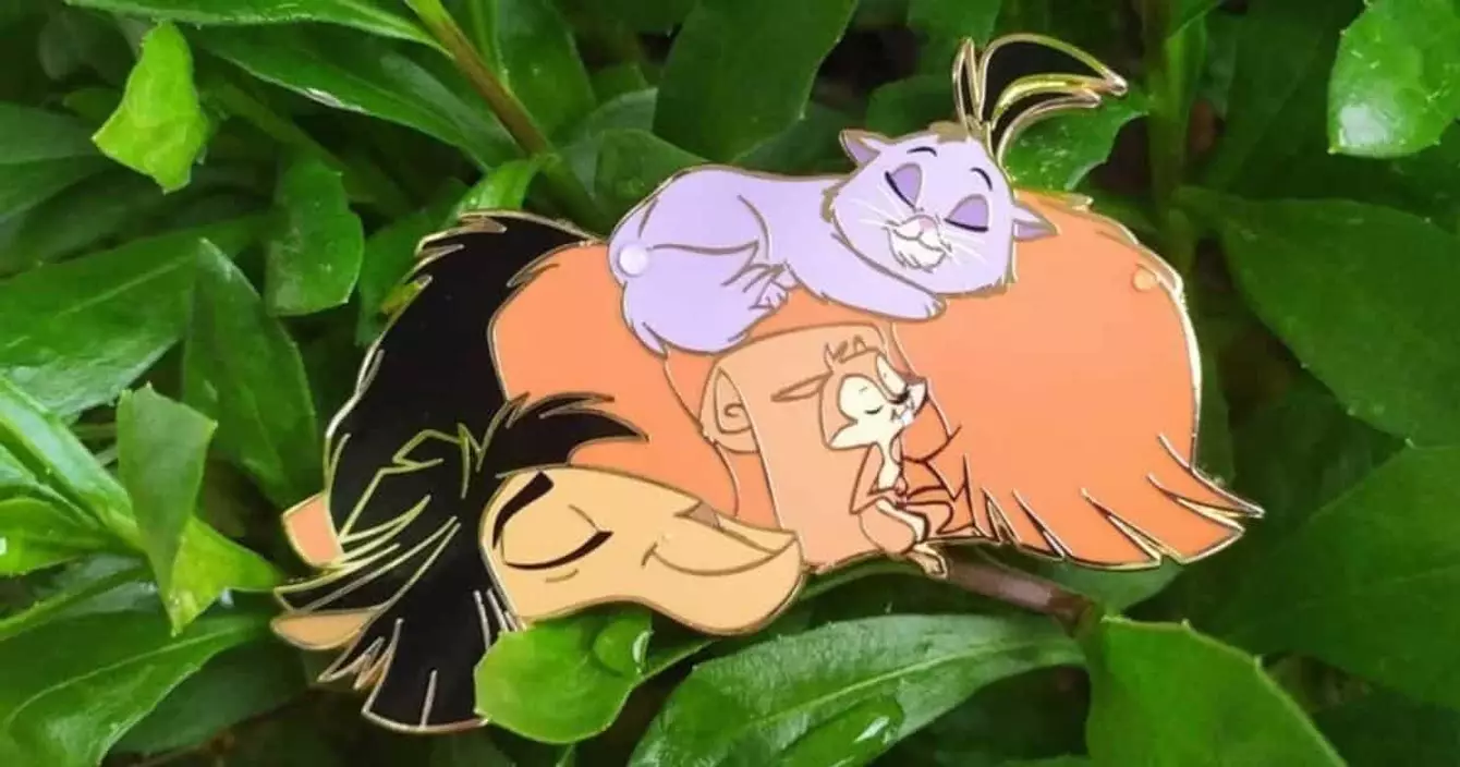 pins-kuzco-mignon