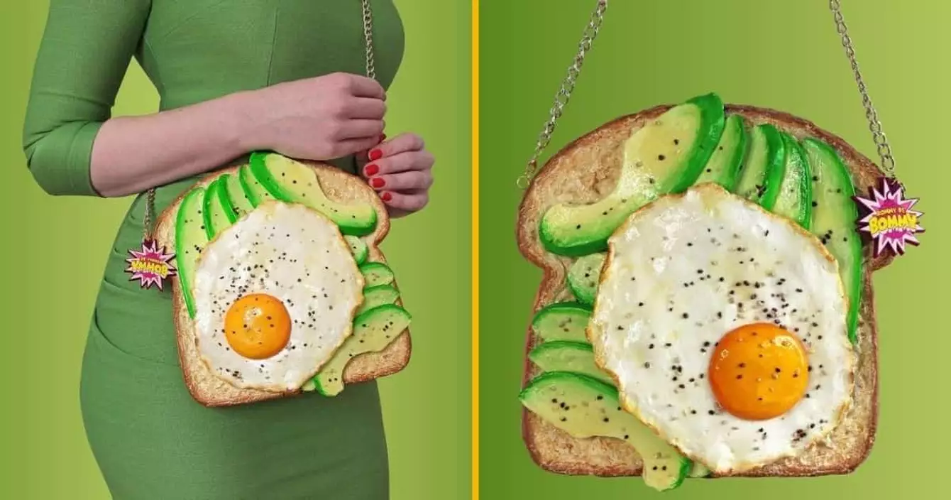 sac-main-avocado-toast-oeuf-plat