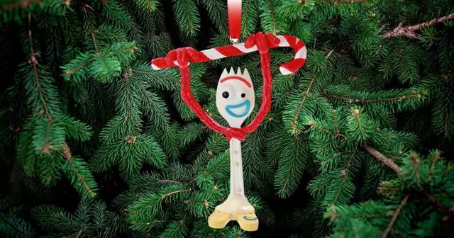 decoration-sapin-fourchette-jouet-toy-story