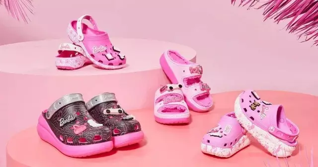 crocs-barbie