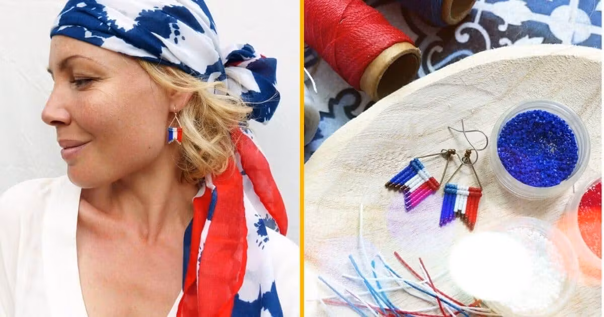 une-paire-de-boucle-doreilles-drapeau-francais