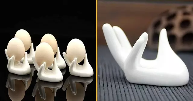 coquetier-main-porcelaine