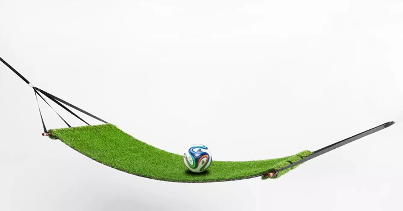 Field-Hammock---Toer-(3)---ball