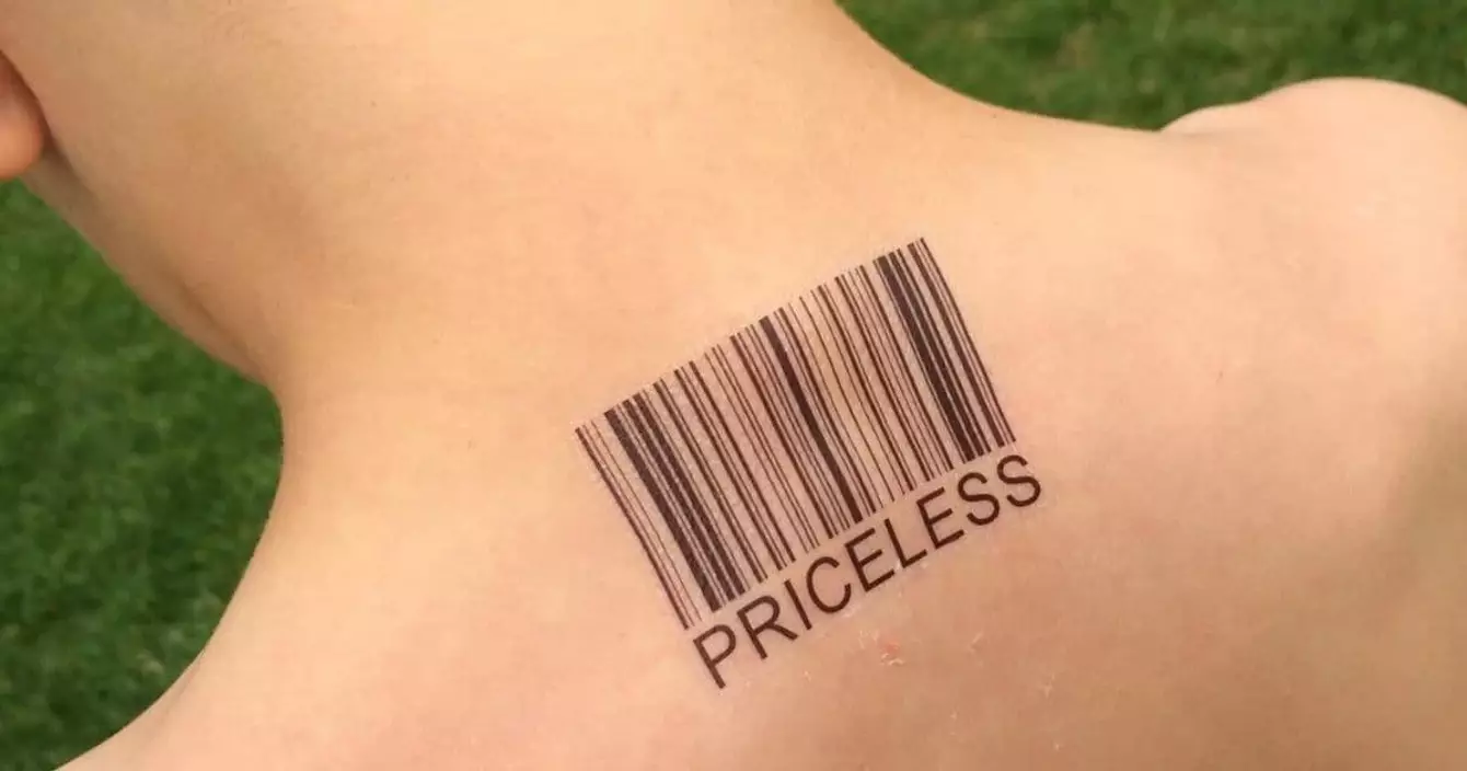 un-tatouage-code-barre