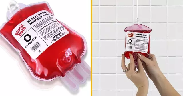 distributeur-savon-forme-poche-sang-flippant