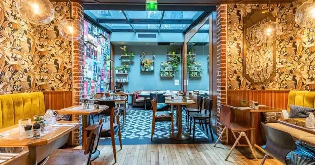 bar-privatiser-paris-monsieur-culbuto