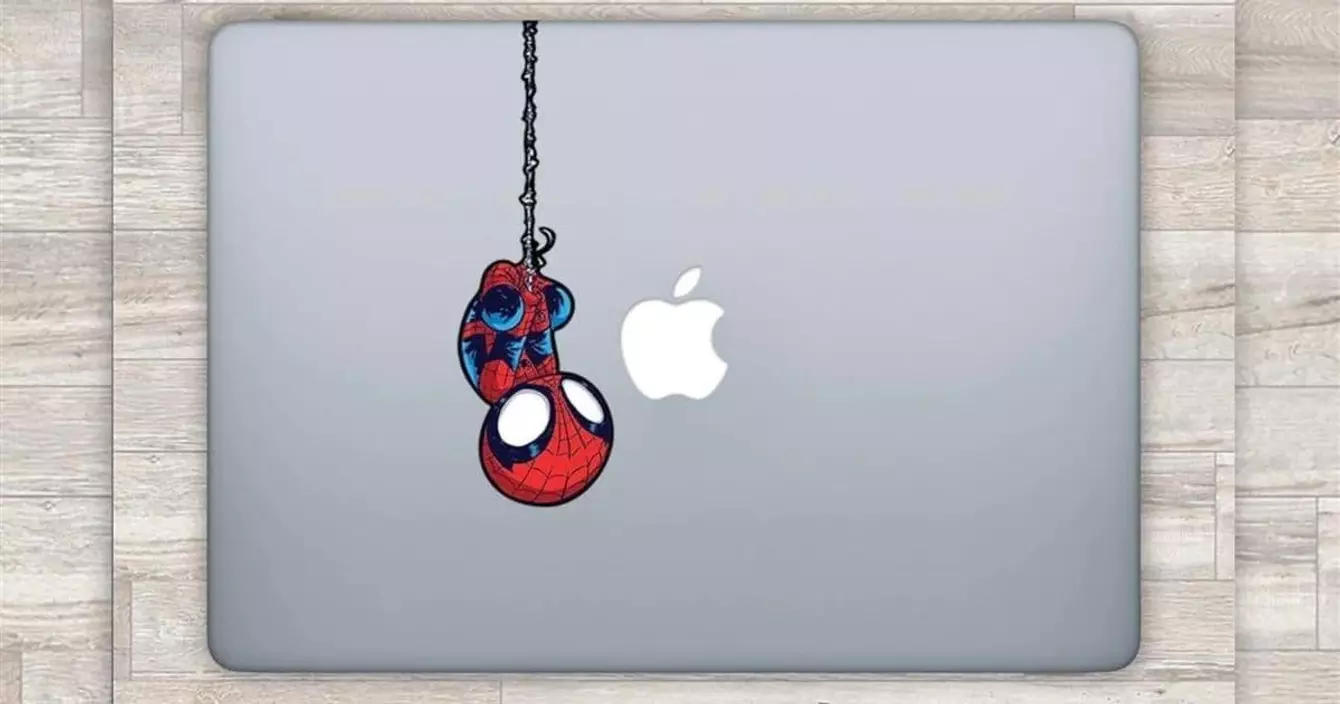 sticker-spiderman-ordinateur