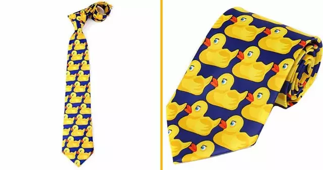 cravate-canard-barney-stinson