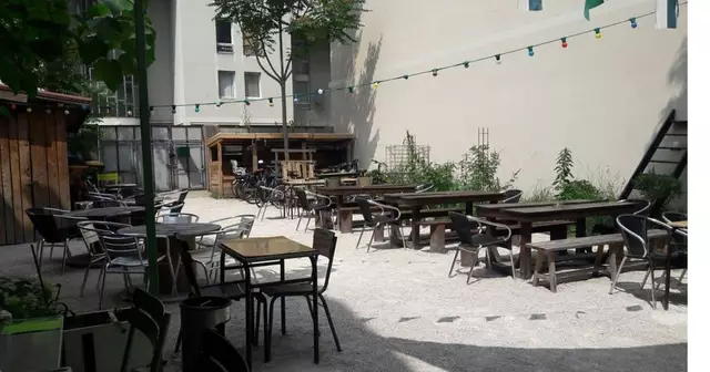 terrasse-boire-verre-lyon-bieristan