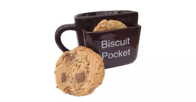 mug-biscuit-pocket
