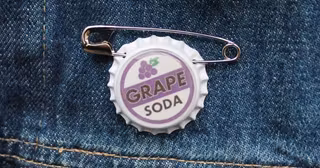 broche-grape-soda