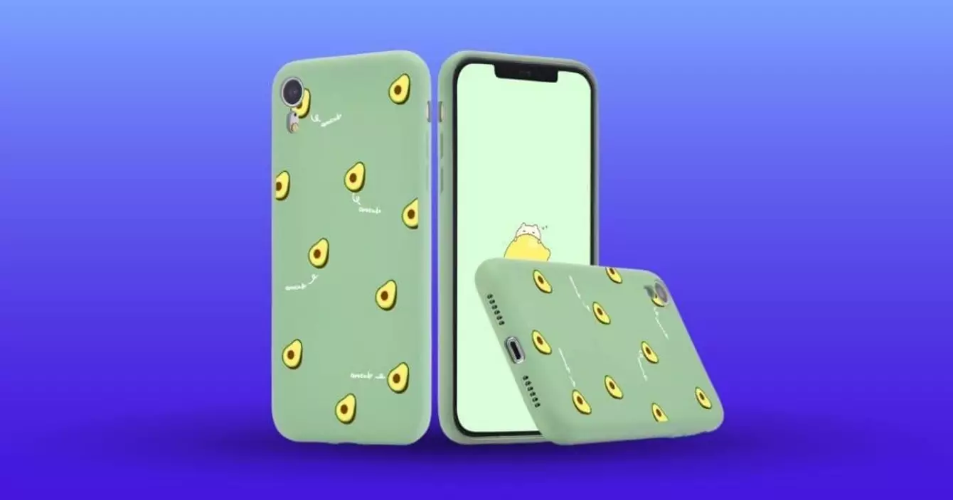 une-coque-pour-telephone-avec-des-petits-avocats-dessus
