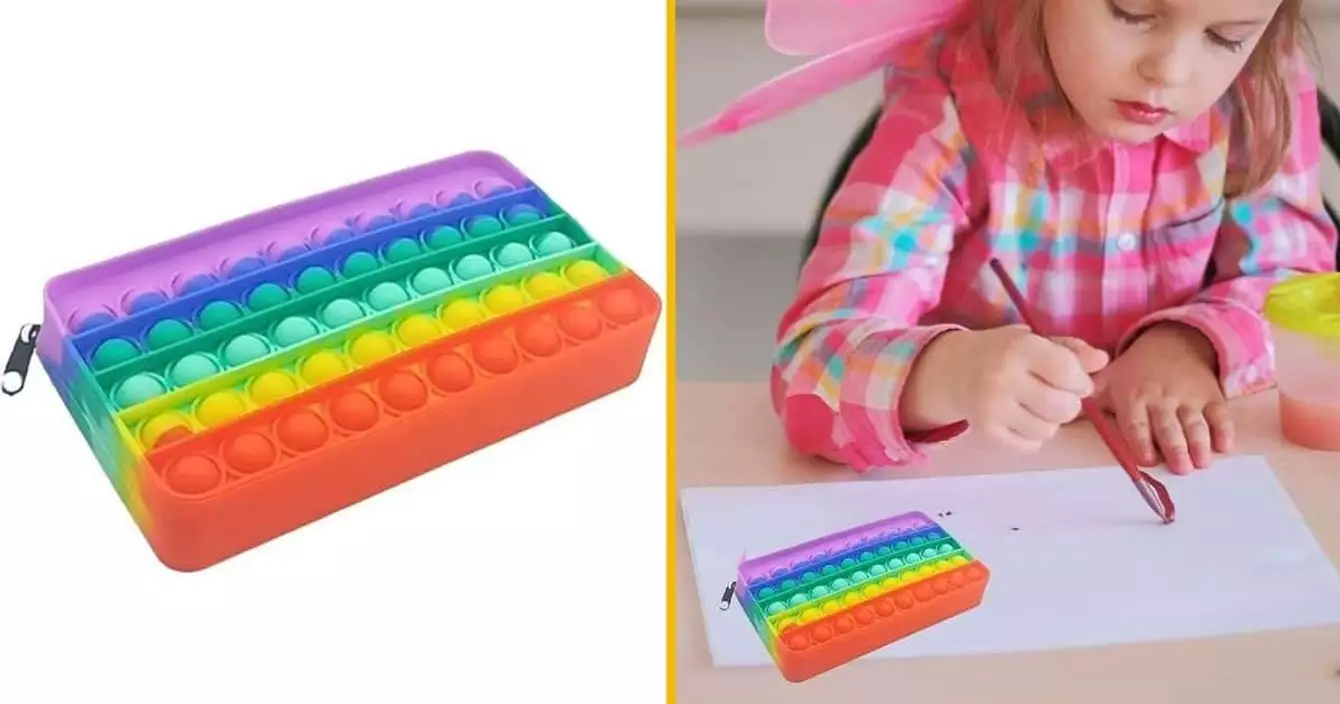 trousse-crayon-pop-it-detendre