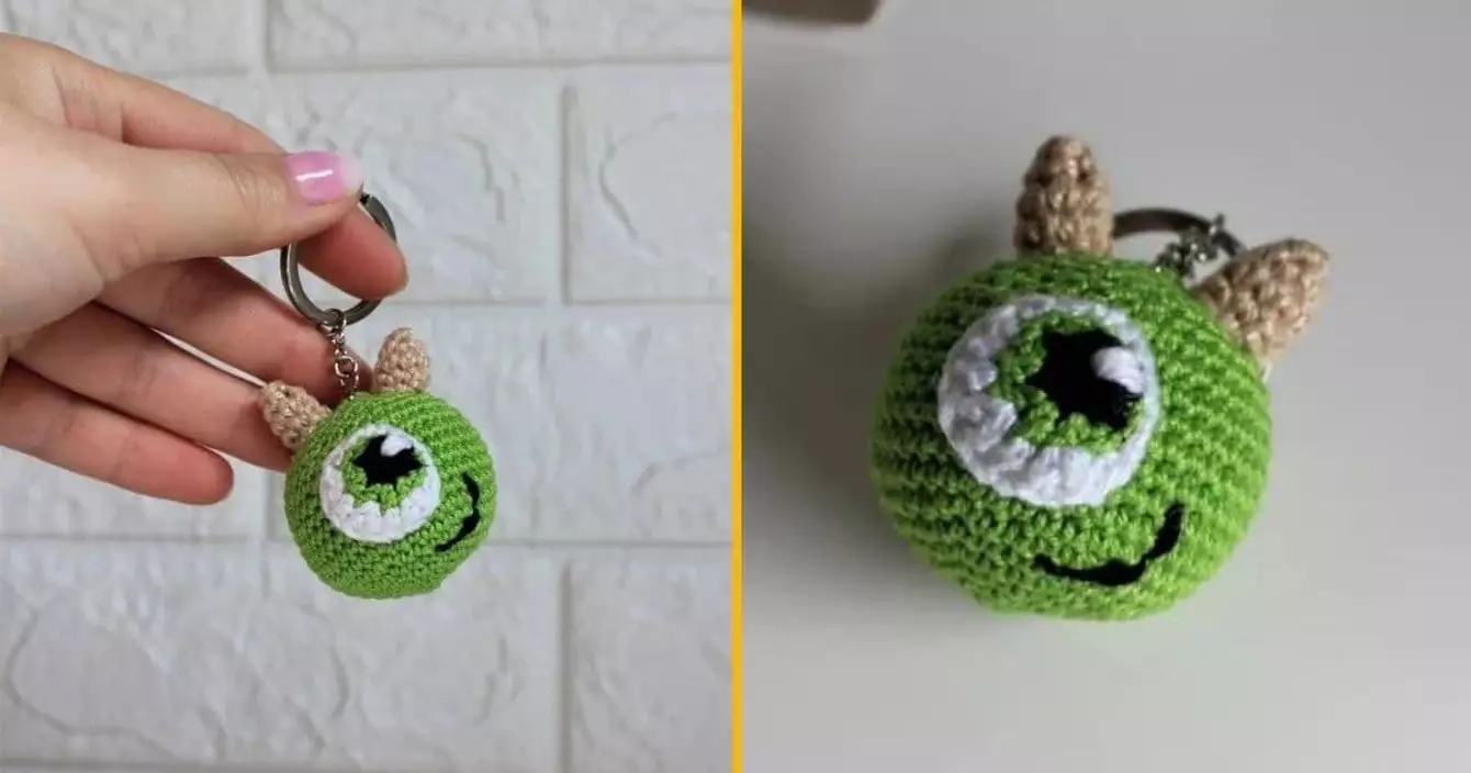 porte-cle-crochet-bob-monstres-et-cie