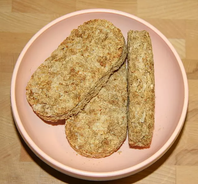 643px-Weetabix