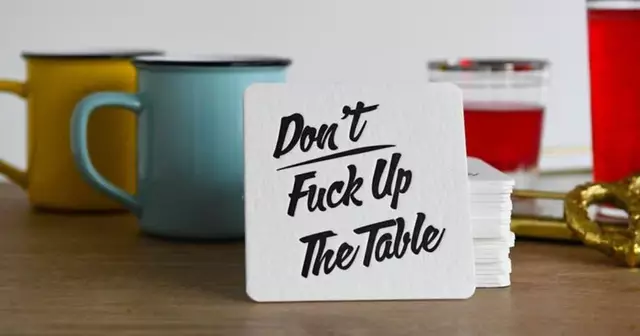 des-sous-verres-ne-degueulasse-pas-la-table