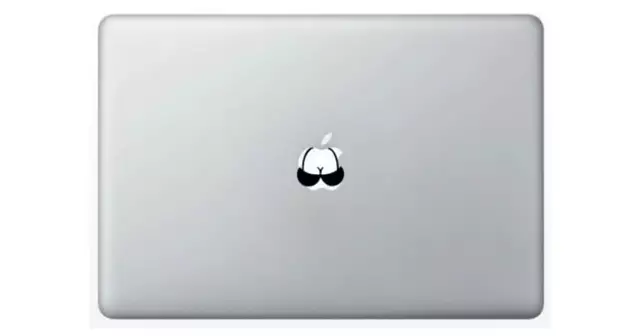 autocollant-ordi-poitrine