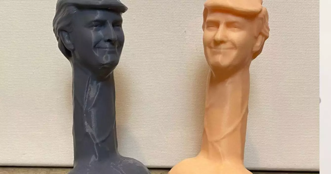 sculpture-penis-trump
