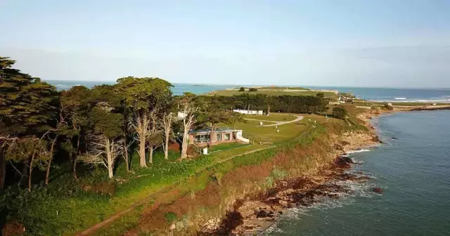 airbnb-bretagne-face-mer