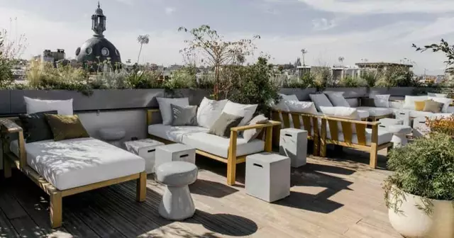 bar-rooftop-paris-hotel-arts-metiers
