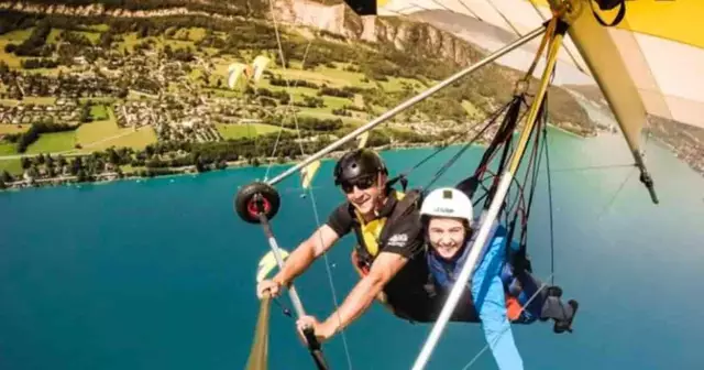 survol-lac-annecy-deltaplane