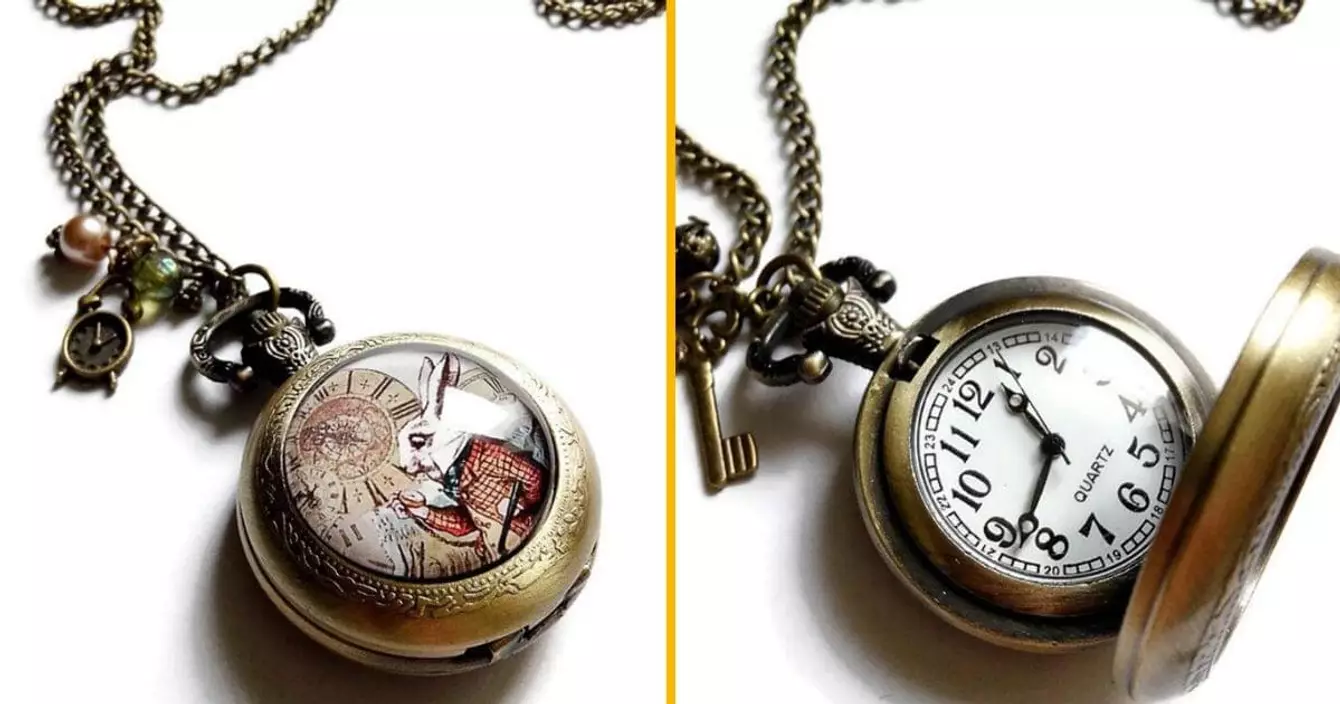 montre-alice-au-pays-des-merveilles