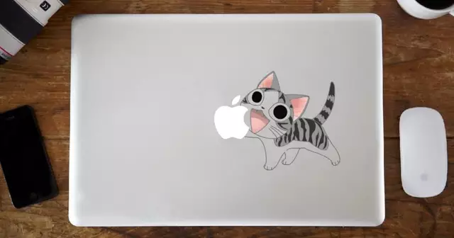 sticker-chi-vie-chat-macbook