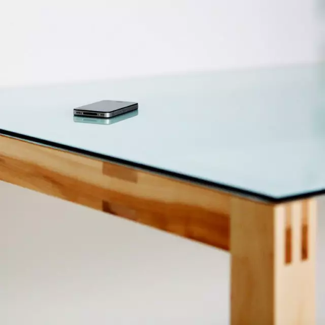 Wireless Music Streaming Table