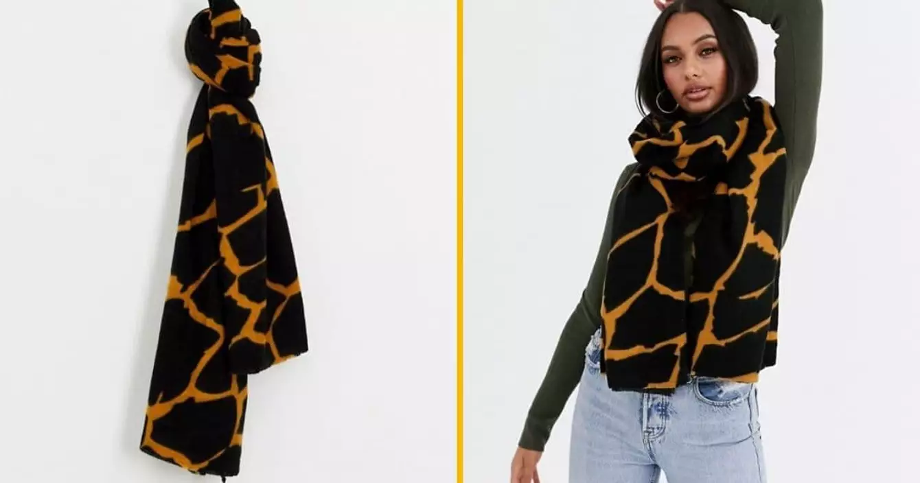 echarpe-imprimee-girafe