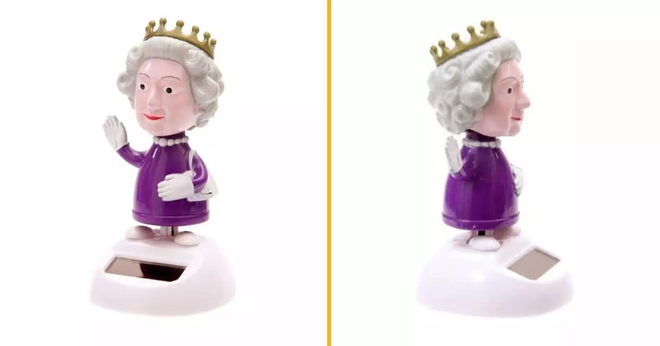 figurine-solaire-reine-elisabeth