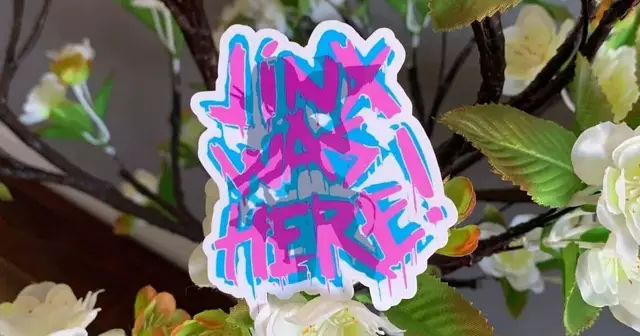 autocollant-jinx-etait-la