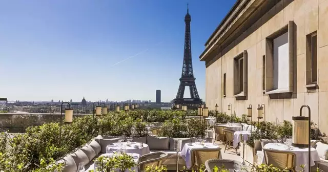 restaurant-rooftop-paris-girafe