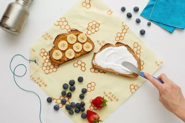 Friday_hand_1273x849