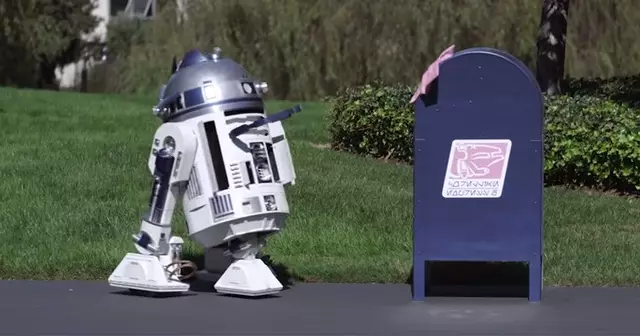 une_r2d2
